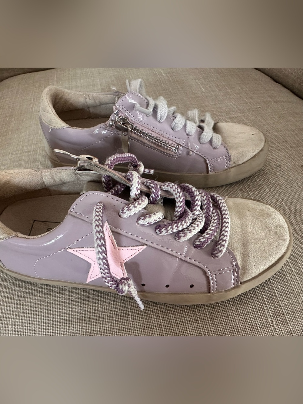 ShuShop Lavender Sneakers with Pink Star Accent